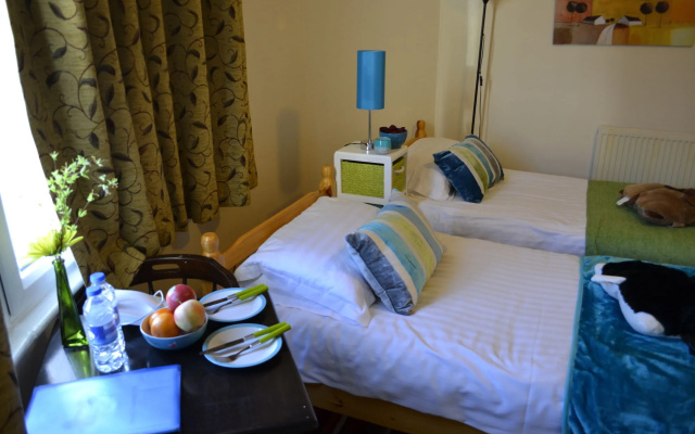 City London Hotel