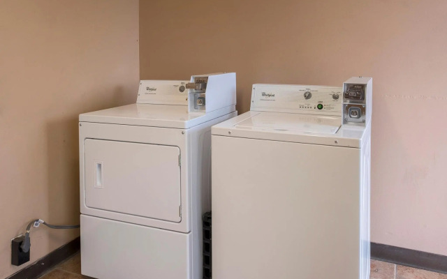 Red Roof Inn Mobile North - Saraland