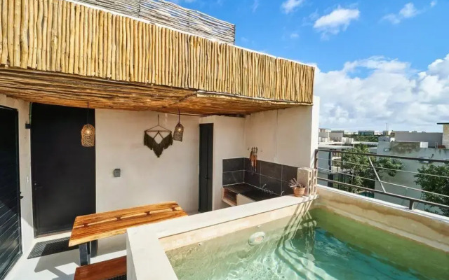 Saskab 11 Private RoofTop&Pool Jungle View 2BR PH