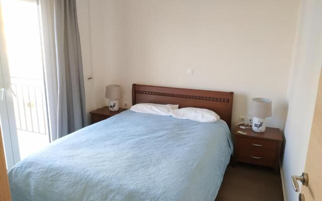 Pantazopoulou square apartment (central railway)
