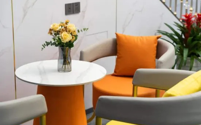 Huali Hotel (Huangshan North High-speed Railway Station)