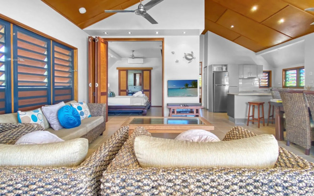 Pure Magnetic Villa 10