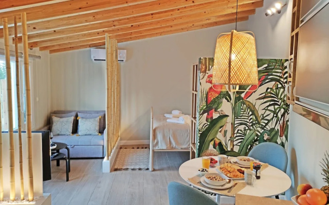 Sea & Cliff Luxury Suites byCorfuescapes
