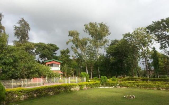 Naturals Resort Devlali