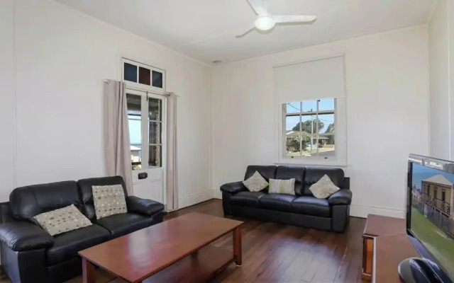 Reflections Yamba Lighthouse Cottages