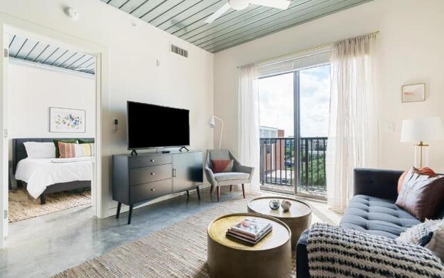 Lodgeur at Mid Main Lofts