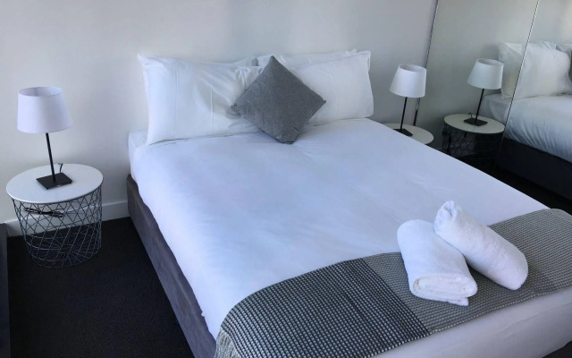 Apartments Melbourne Domain - New Quay Docklands