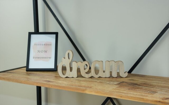 FM Luxury 2-BDR Apartment - Relax