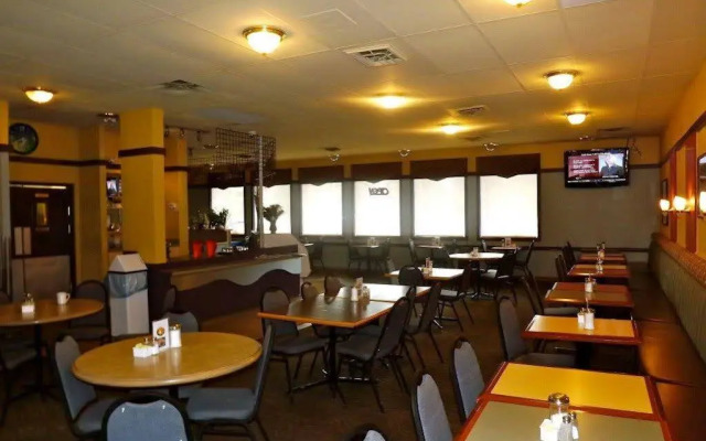 Northwoods Inn & Suites