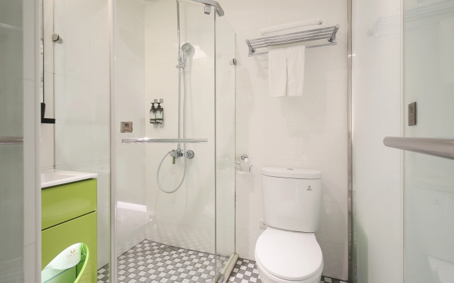 Cityinn Hotel Plus - Taichung Station Branch