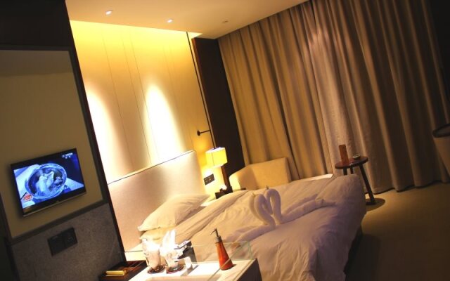 Thank Inn Plus Hotel Henan Zhengzhou  Economic and Technological Development Zone Tower