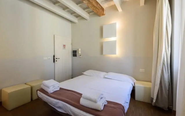 Palazzotto Pitti by Mmega