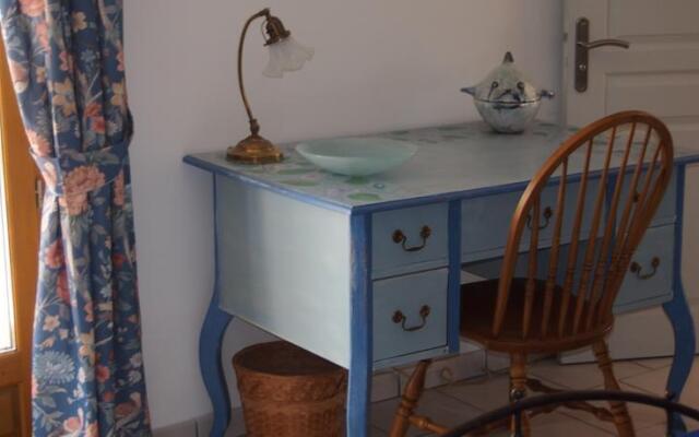 B&B Wide Horizon Farm DCouleurs