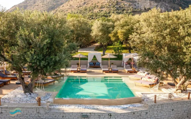 Plataria Seaside Resort