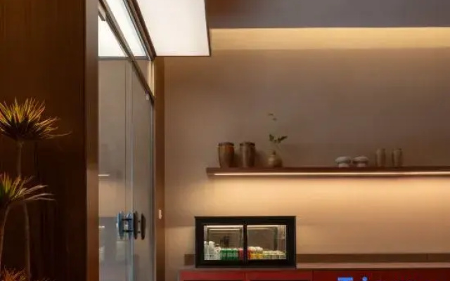Mossland Hotel
