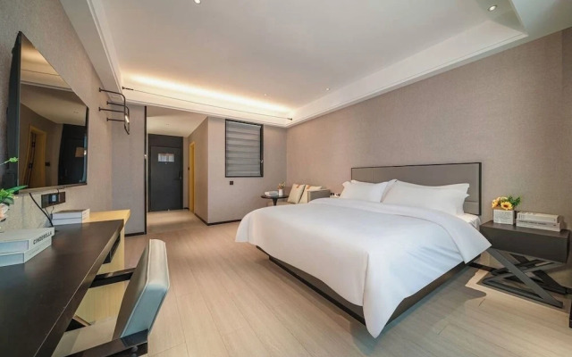 C Station Meisu Hotel