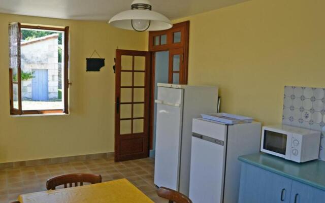 Gîte Chaveignes, 4 pièces, 6 personnes - FR-1-381-288