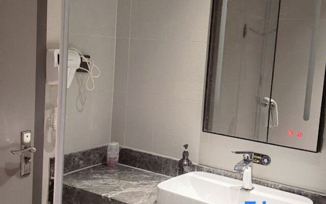 The Grace Hotel Shanghai Yexie