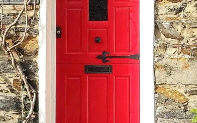 Bodorwel Cottage, Next to Ffestiniog Railway