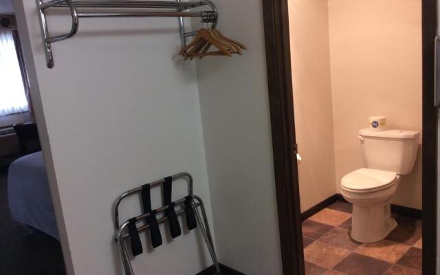 Sports Club Motel