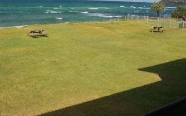 Absolute Beachfront Apartments Lennox Head
