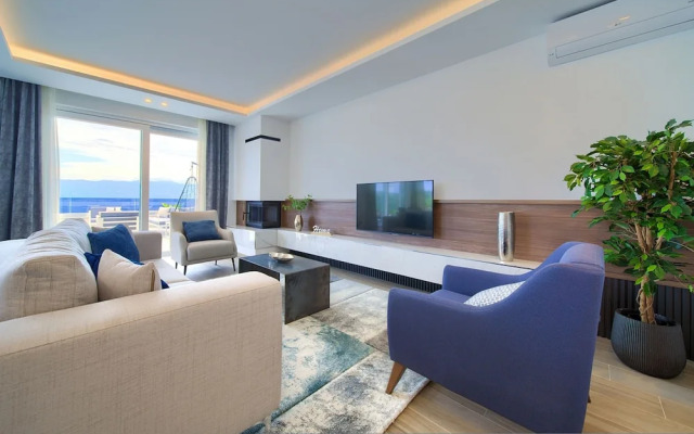 Villa Majestic With Sauna and Beautiful Views