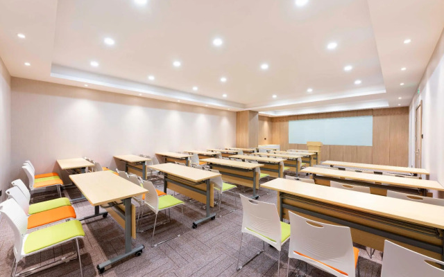 Hanting Premium Hotel Dalian Gaoxin Wanda Plaza