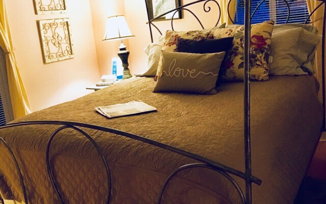 Peabody's 'Hip Little Stay'