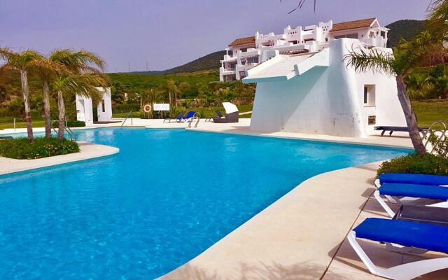 Al-401 Apartment in Alcazaba Lagoon