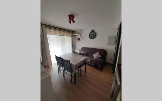 appartement T2 cabine en RDC avec terrasse