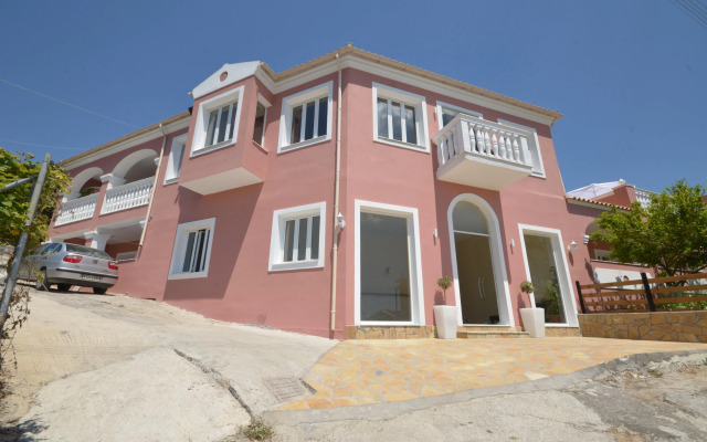 Paradiso Apartments