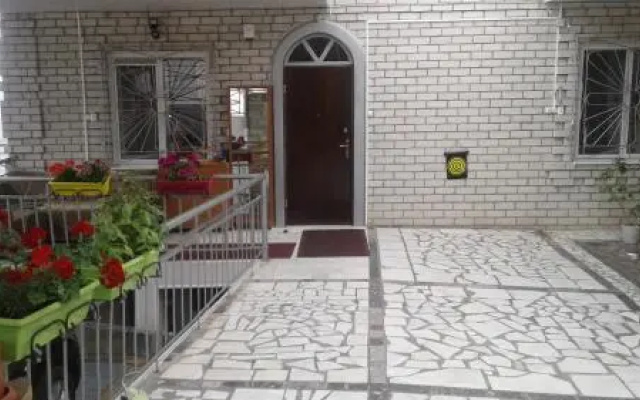 Guest House on Podgornaya