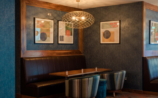 Tallaght Cross Hotel