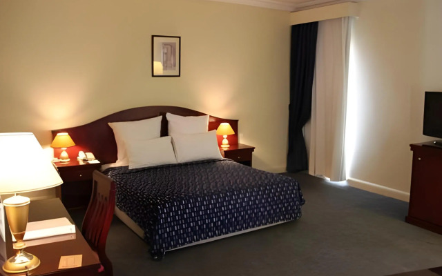 Grand Pyramids Hotel