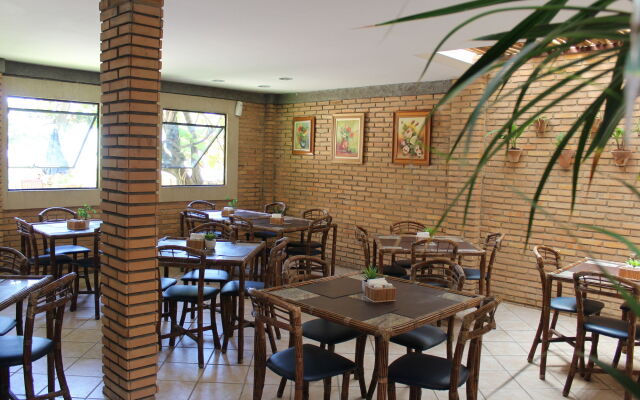 Cais da Praia Hotel