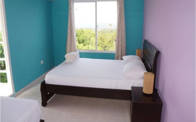 Posada Nativa Claymount View