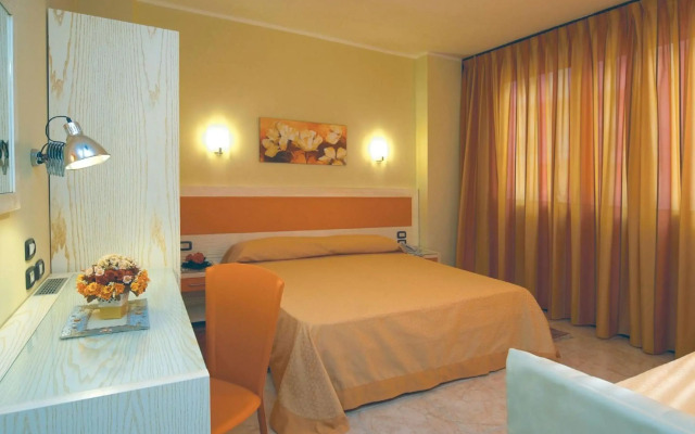 Hotel Cristal Eboli