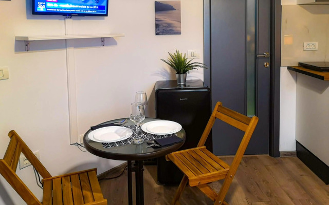 AMZEI Studios & Suites