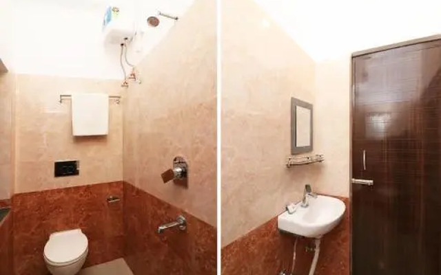 Studio Atrium by OYO Rooms