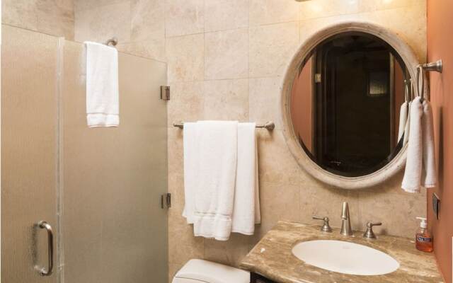 Esmeralda 3BR EA 102 by Casago