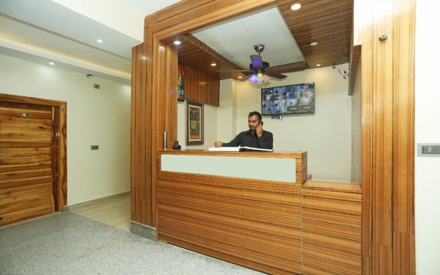 Hotel Samriddhi Retreat By OYO Rooms