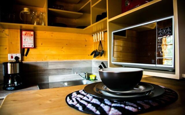Severine Cottages and Lounge