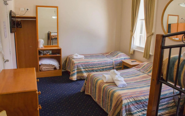 Gardners Inn Hotel