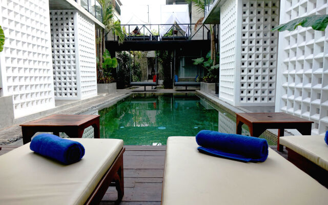 Solitaire Kamreuk Resort