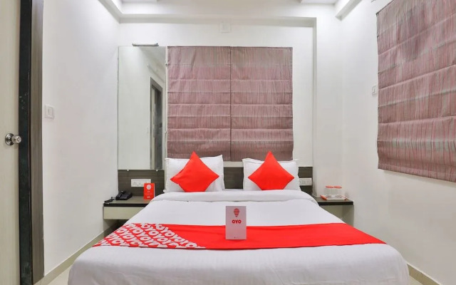 OYO 16826 Hotel Marvel Inn