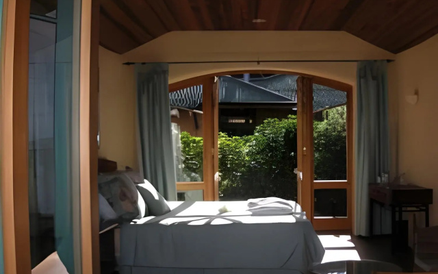 Earthsong Lodge – Guest Rooms – Great Barrier Island