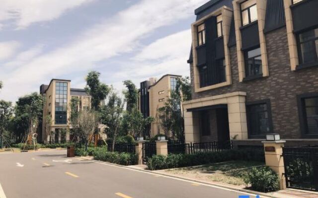 Starway Hotel (Zhengzhou Xinzheng International Airport)