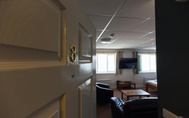 The Woodridge Inn Hotel