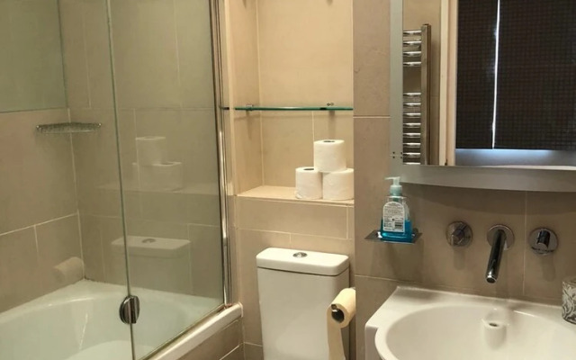 Beaufort Gardens Apartment