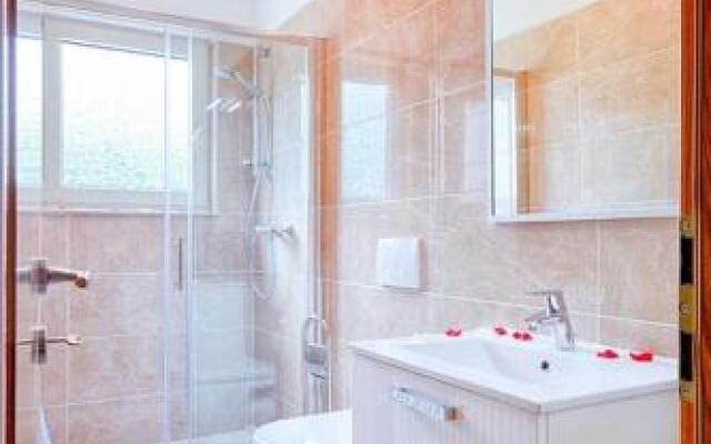 Holiday Home Villa Frančeska